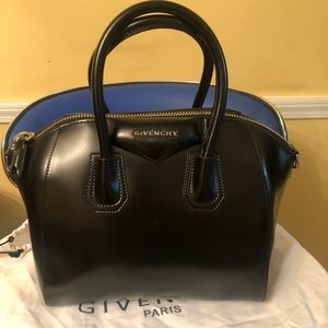 Givenchy Antigona Small